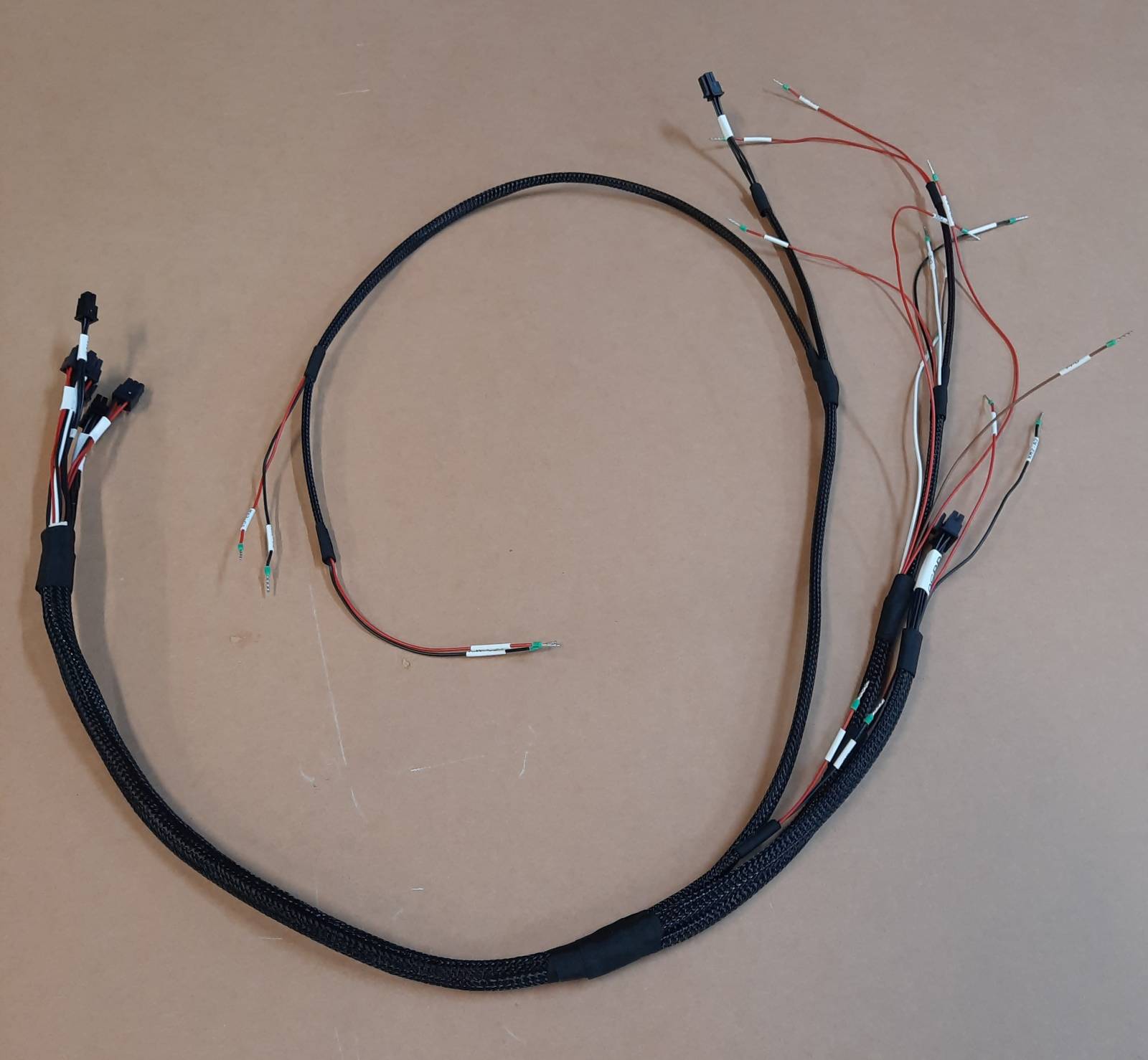 Acheter des faisceaux sur mesure chez un prestataire français expérimenté pour les électriciens à Bordeaux et sa région.